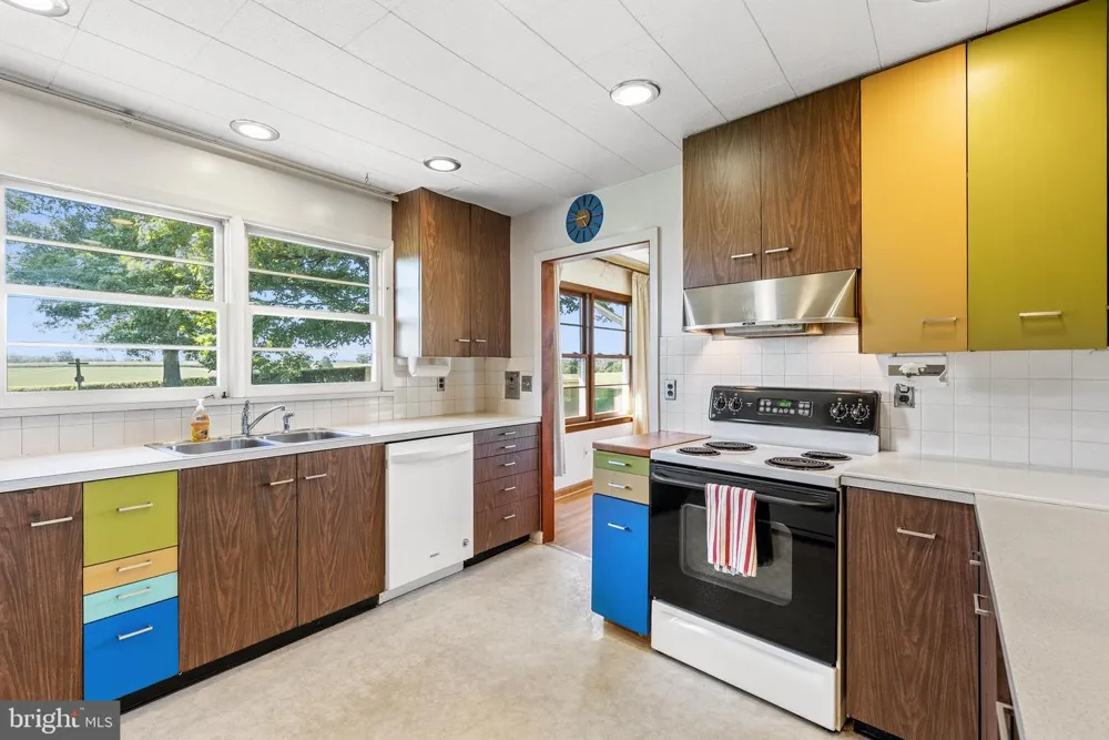 1921 MOUNT CARMEL ROAD Parkton, MD 21120