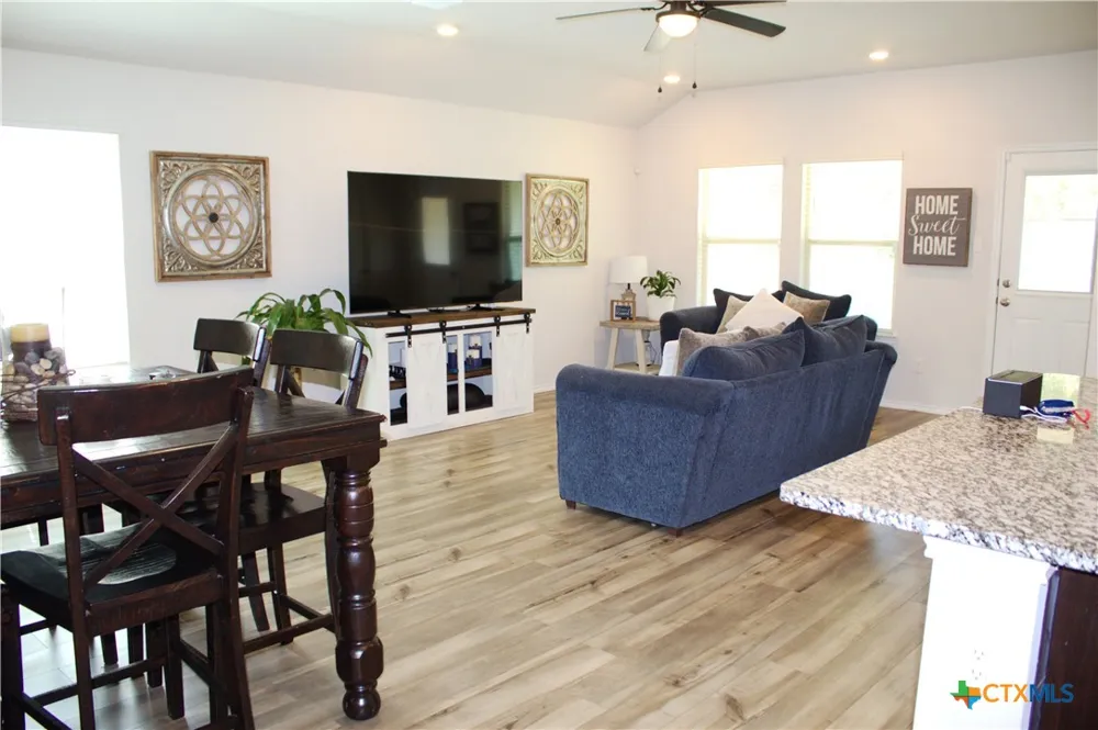 1173 Ottoman Loop Troy, TX 76579