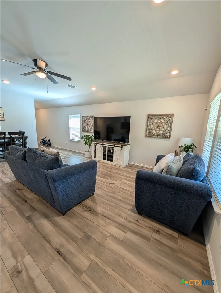 1173 Ottoman Loop Troy, TX 76579