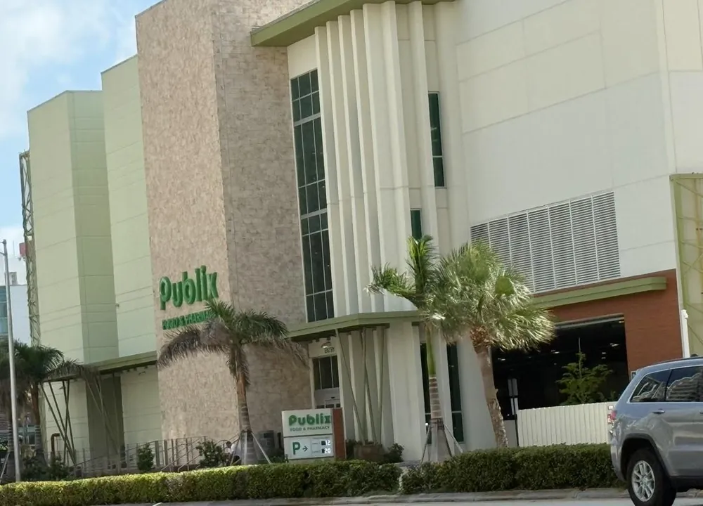 3001 S Ocean Drive Hollywood, FL 33019