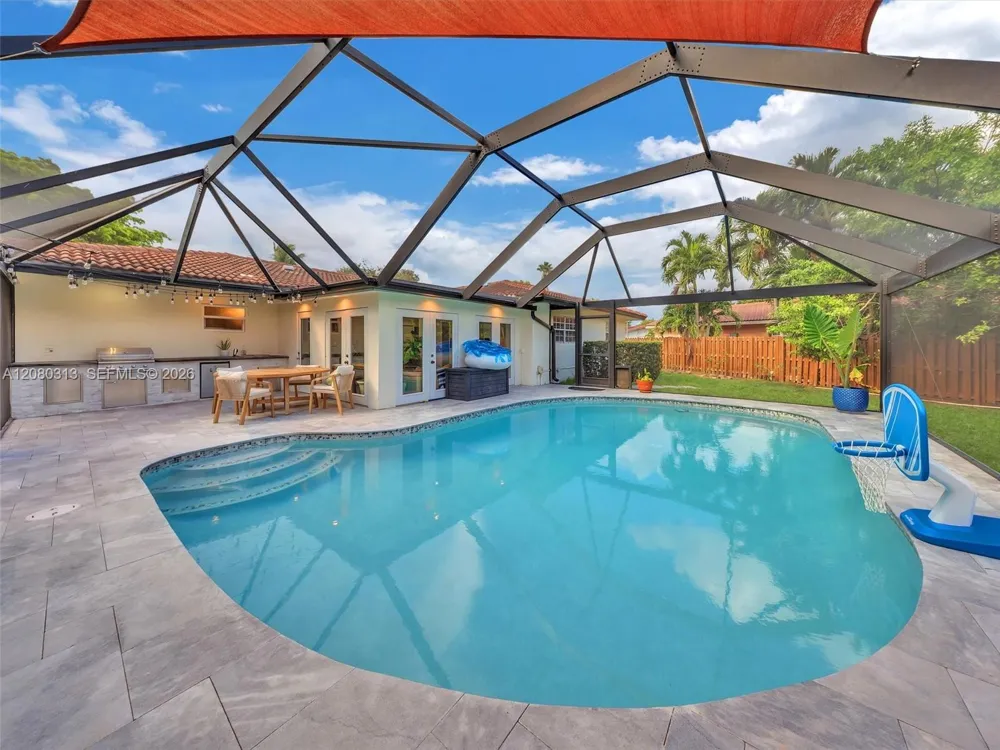 10305 NW 42nd Dr Coral Springs, FL 33065