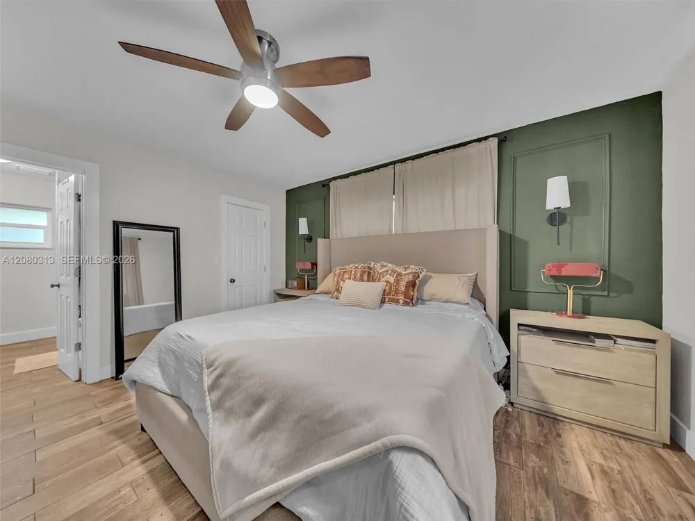 10305 NW 42nd Dr Coral Springs, FL 33065