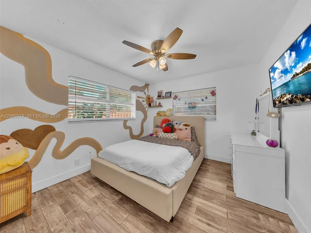 10305 NW 42nd Dr Coral Springs, FL 33065