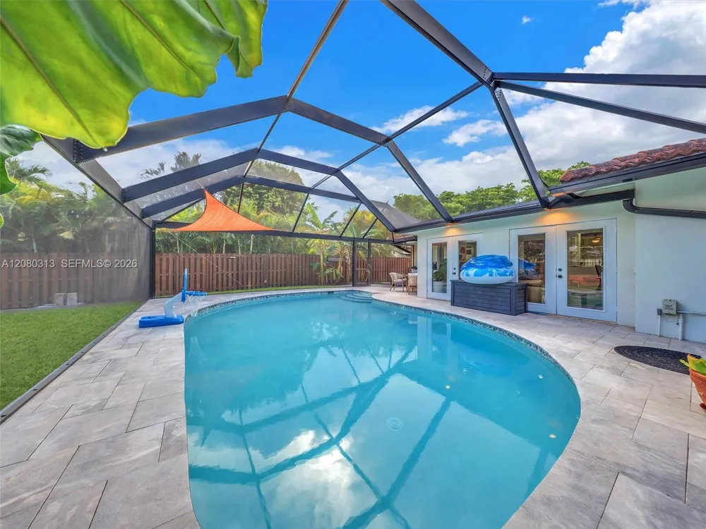 10305 NW 42nd Dr Coral Springs, FL 33065