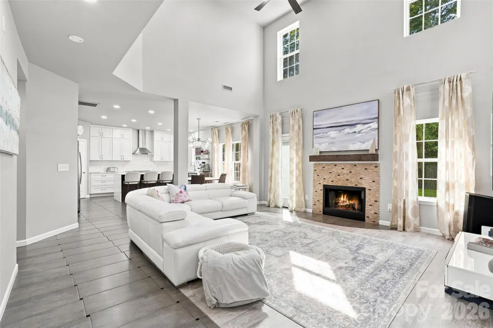 5909 Parkstone Drive Matthews, NC 28104