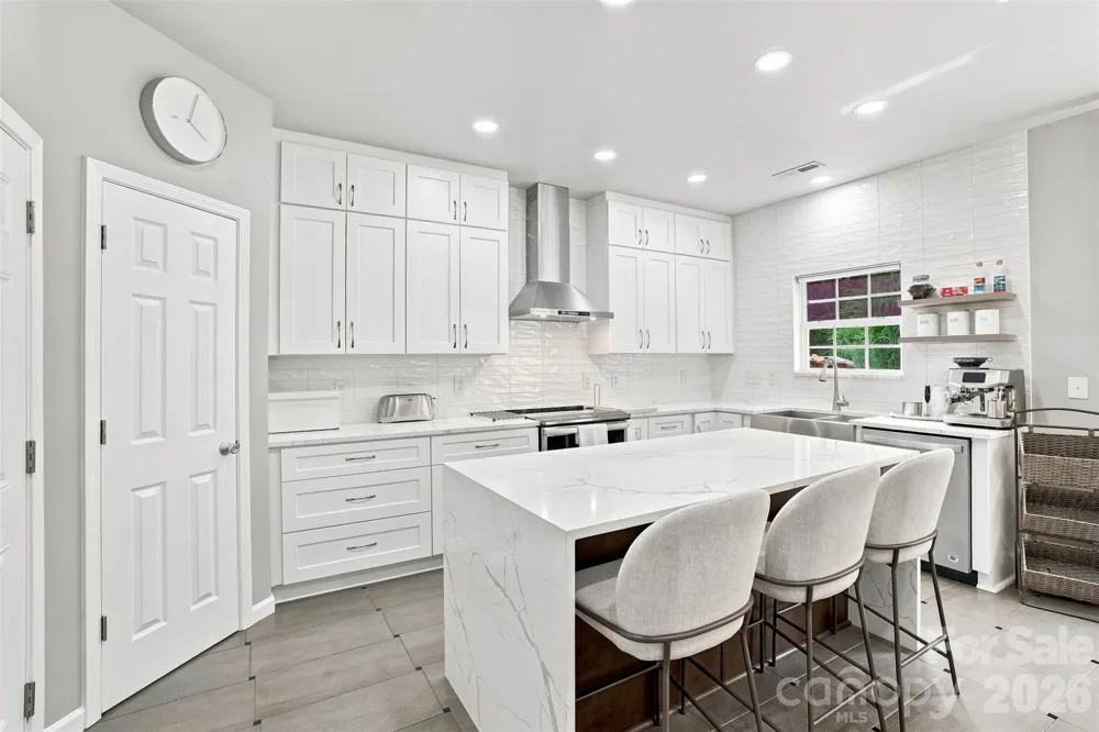 5909 Parkstone Drive Matthews, NC 28104