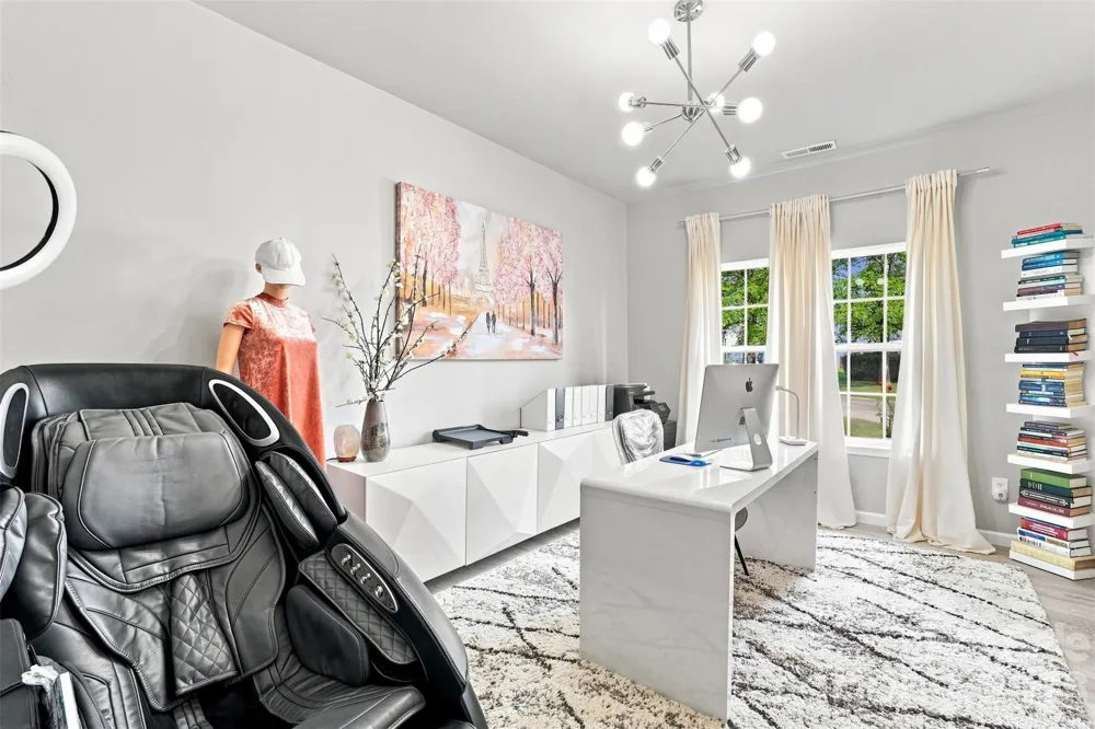 5909 Parkstone Drive Matthews, NC 28104