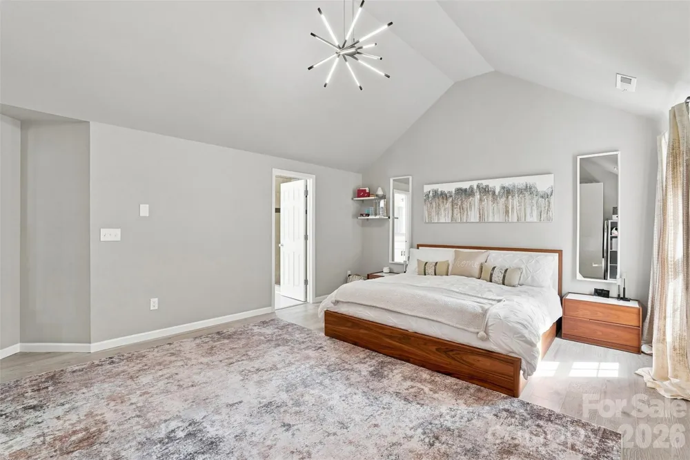 5909 Parkstone Drive Matthews, NC 28104
