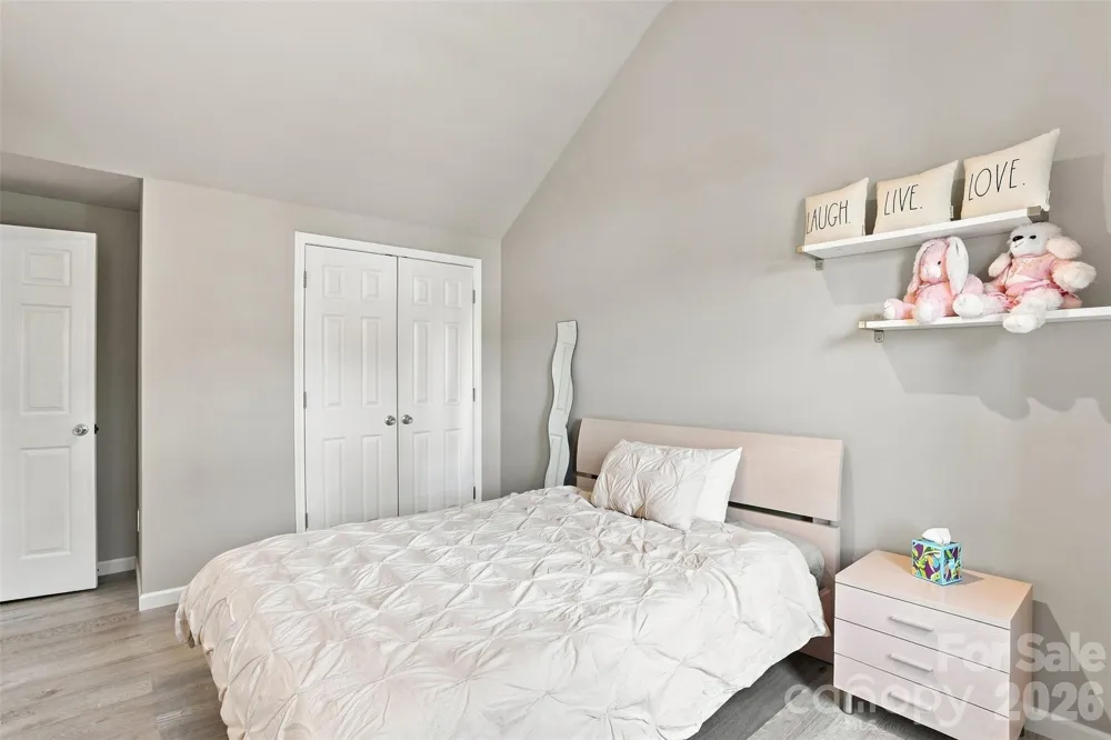 5909 Parkstone Drive Matthews, NC 28104