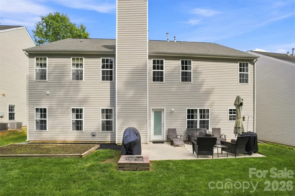 5909 Parkstone Drive Matthews, NC 28104
