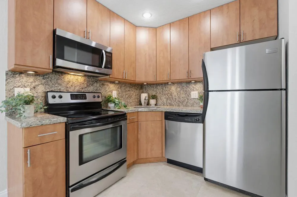 1872 NE 46TH STREET #D10 Fort Lauderdale, FL 33308