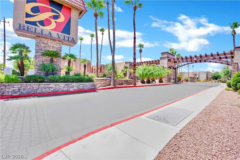 5386 River Glen Drive #349 Las Vegas, NV 89103