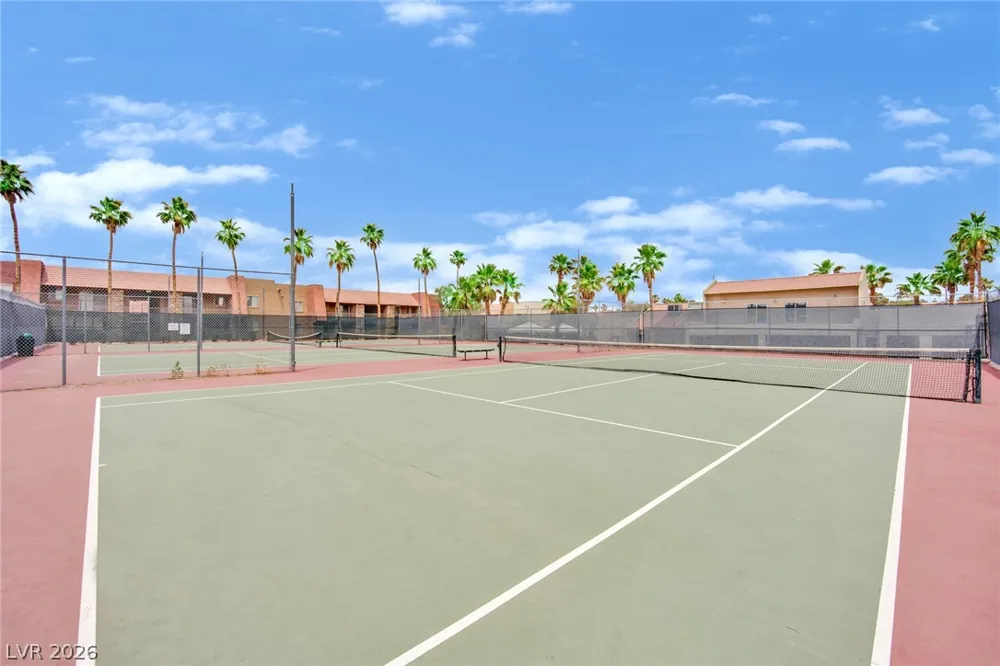 5386 River Glen Drive #349 Las Vegas, NV 89103
