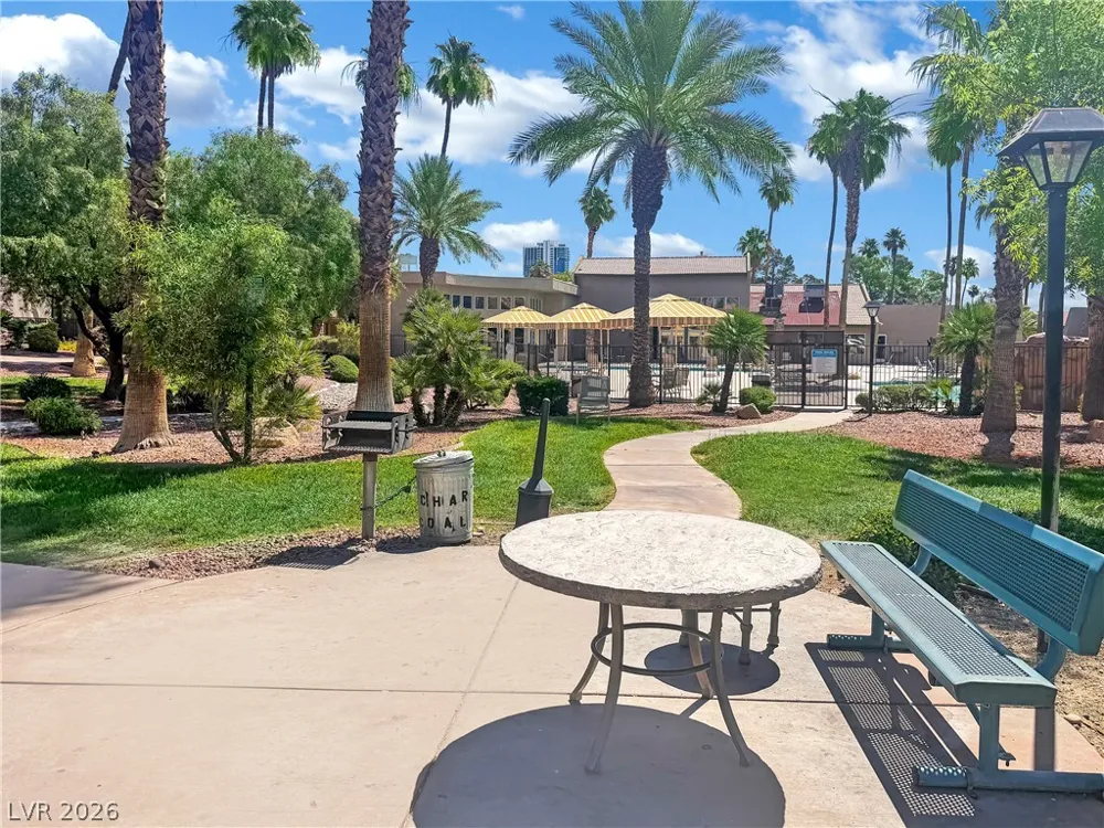 5386 River Glen Drive #349 Las Vegas, NV 89103