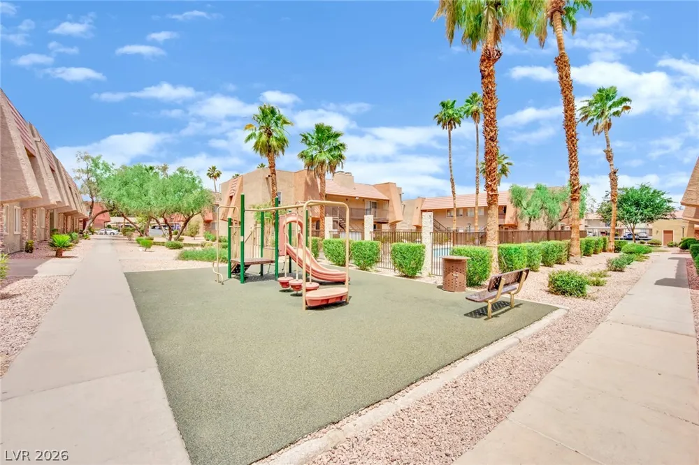 5386 River Glen Drive #349 Las Vegas, NV 89103