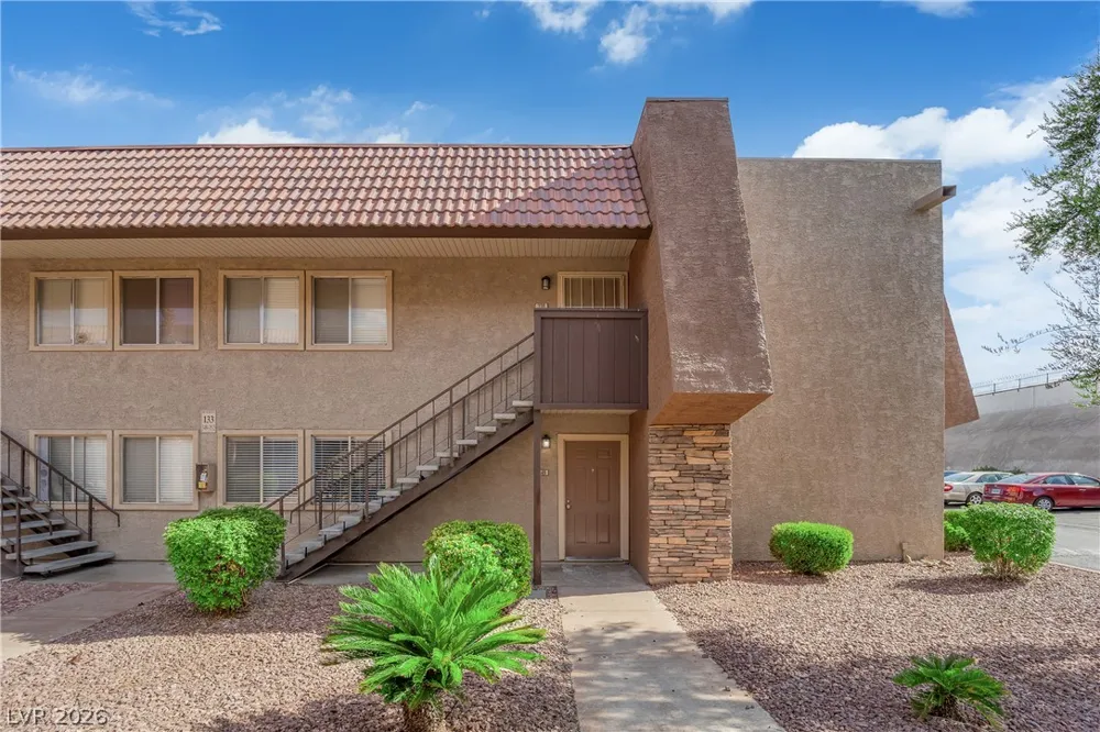 5386 River Glen Drive #349 Las Vegas, NV 89103
