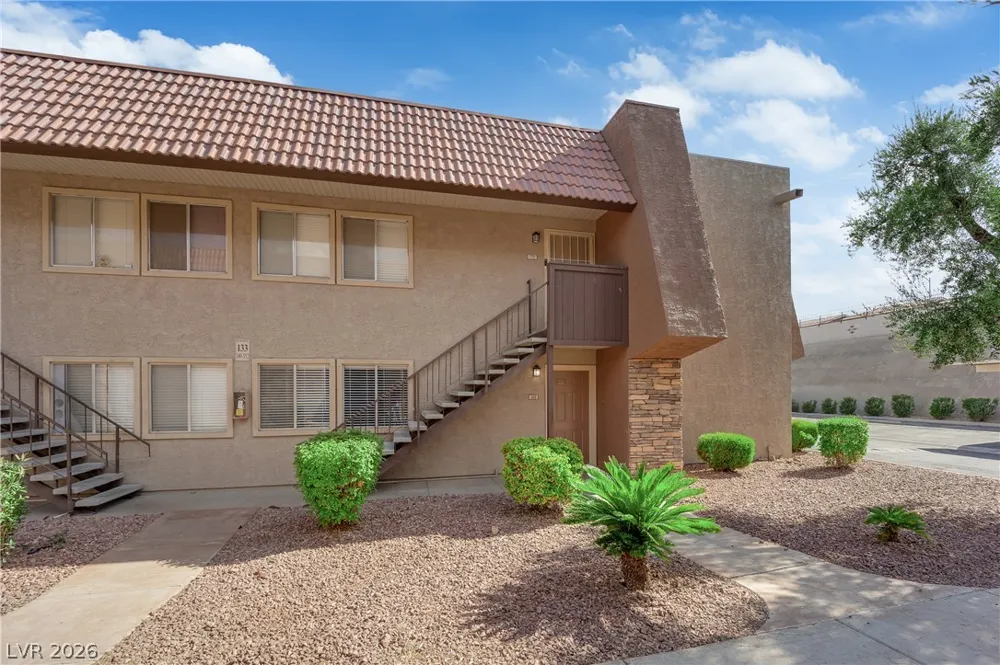 5386 River Glen Drive #349 Las Vegas, NV 89103