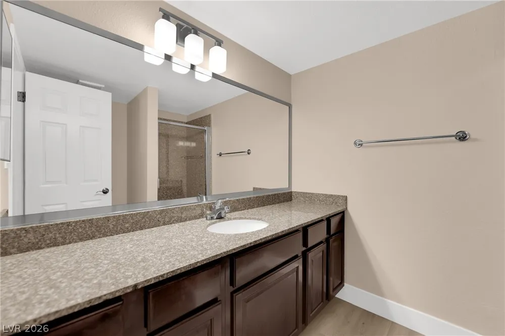 5386 River Glen Drive #349 Las Vegas, NV 89103