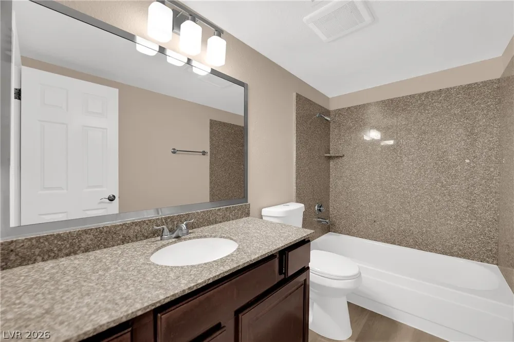 5386 River Glen Drive #349 Las Vegas, NV 89103