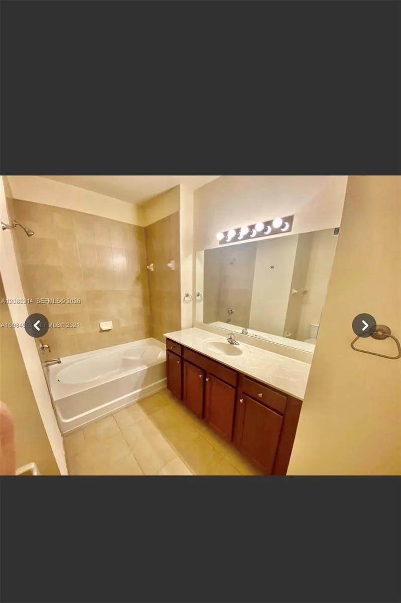 8650 97 Ave #108 Doral, FL 33178