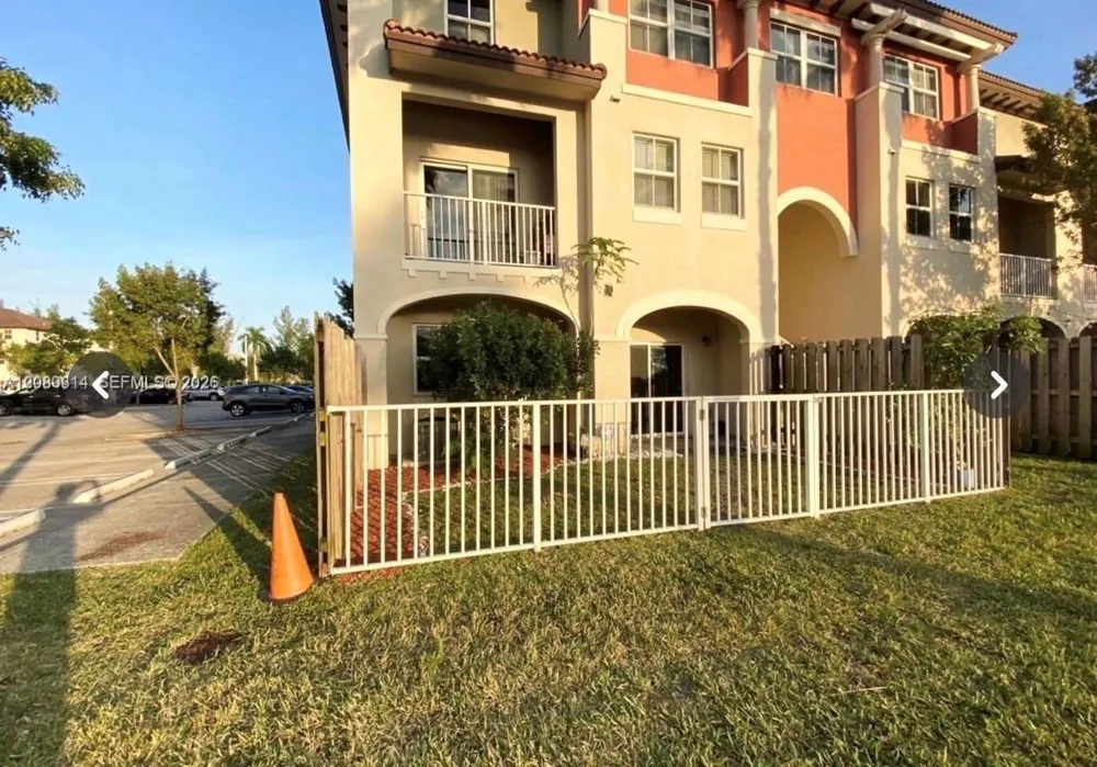 8650 97 Ave #108 Doral, FL 33178