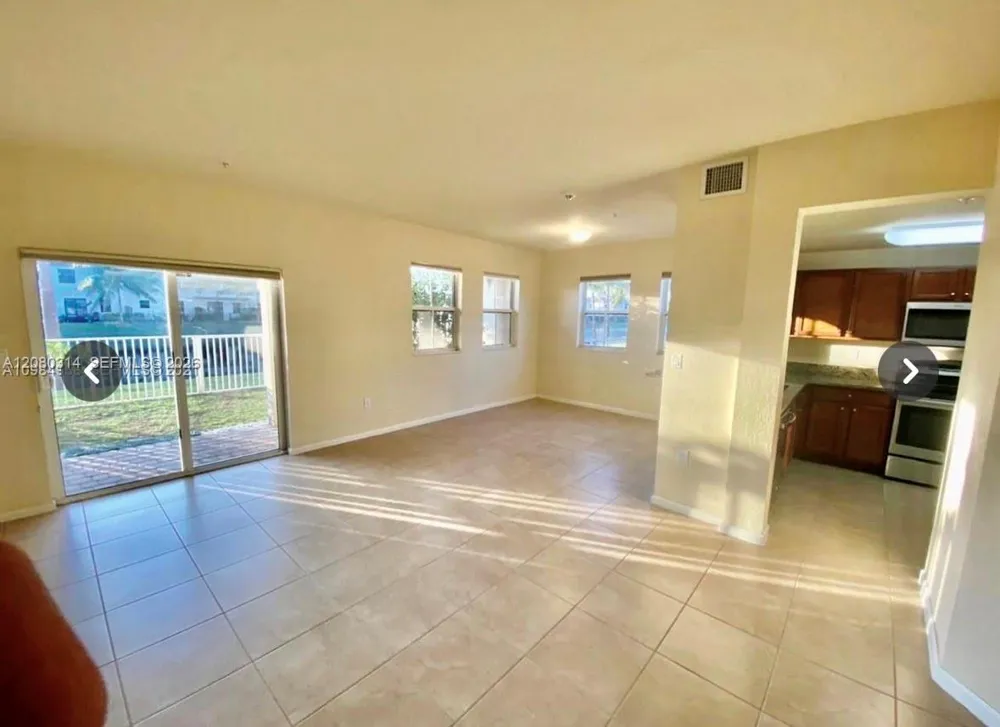 8650 97 Ave #108 Doral, FL 33178