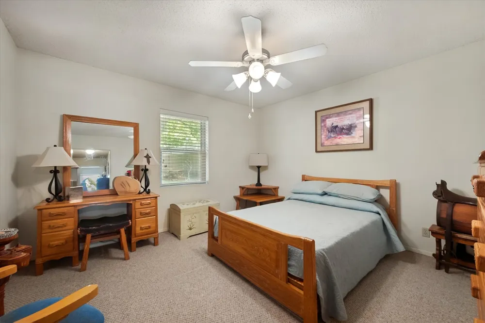 1032 E Enon Avenue Everman, TX 76140