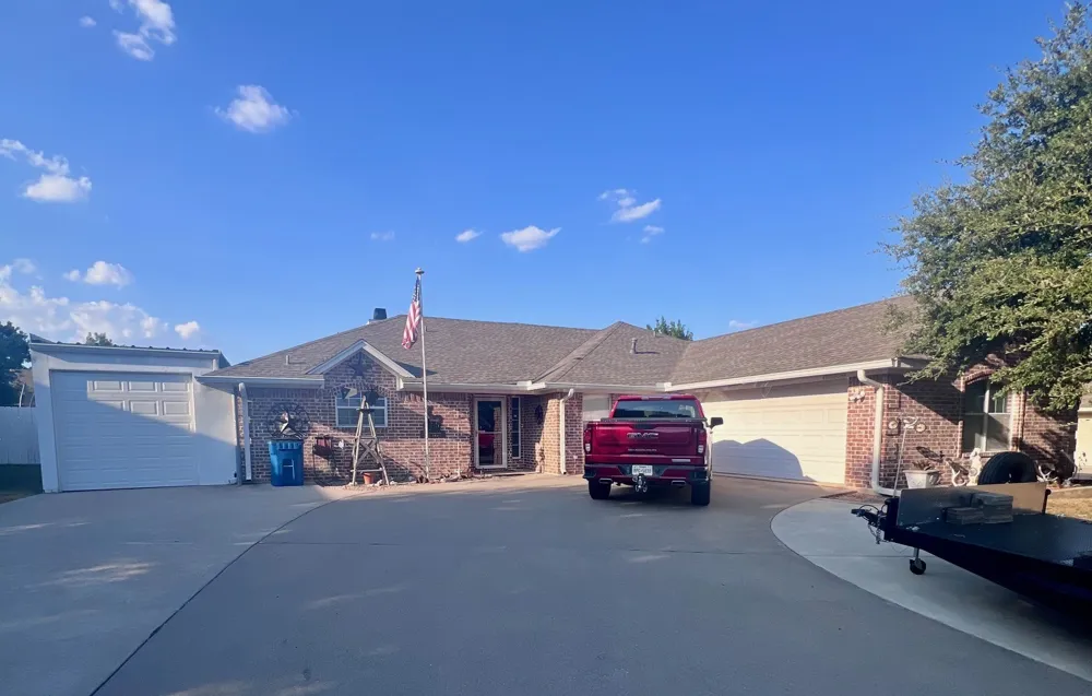 105 Topaz Circle Hewitt, TX 76643