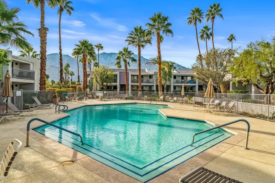 3155 E Ramon Road #802 Palm Springs, CA 92264