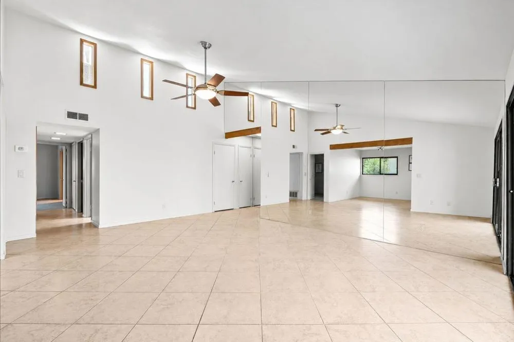 3155 E Ramon Road #802 Palm Springs, CA 92264