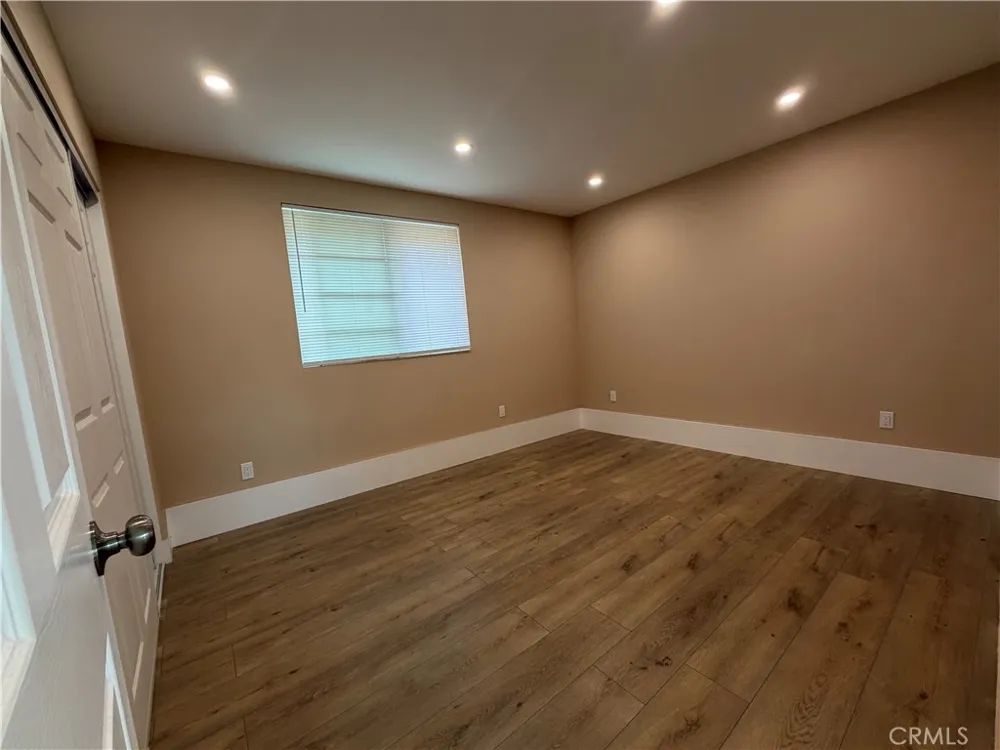 10530 Rubio Avenue #1/2 Granada Hills, CA 91344