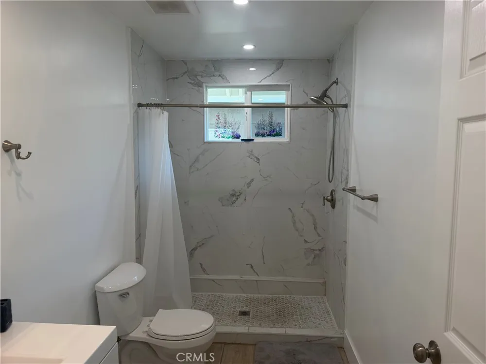 10530 Rubio Avenue #1/2 Granada Hills, CA 91344
