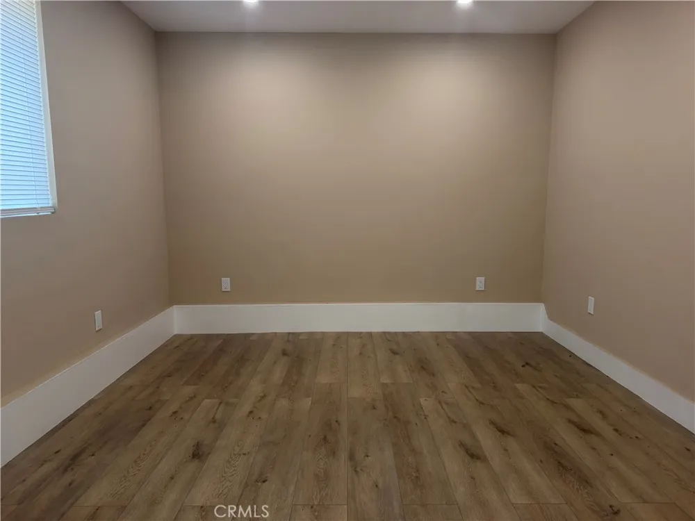 10530 Rubio Avenue #1/2 Granada Hills, CA 91344