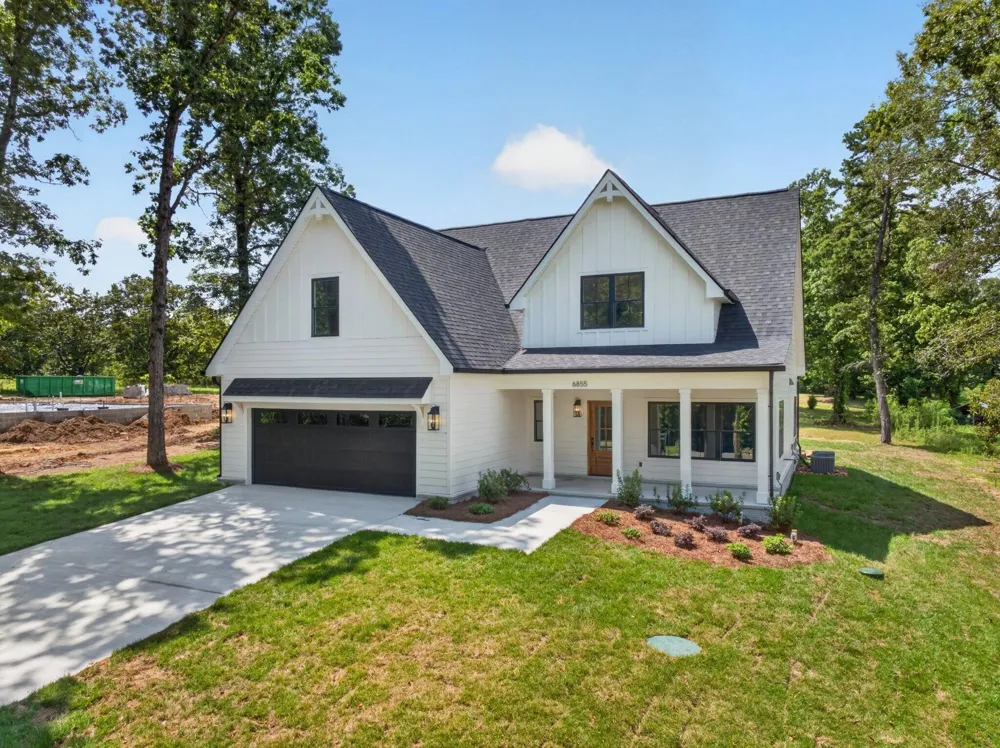 6855 Sawyer Road Signal Mountain, TN 37377