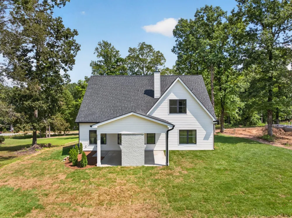 6855 Sawyer Road Signal Mountain, TN 37377