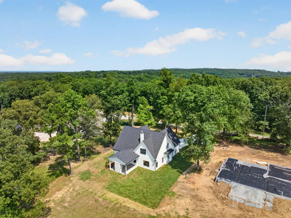 6855 Sawyer Road Signal Mountain, TN 37377