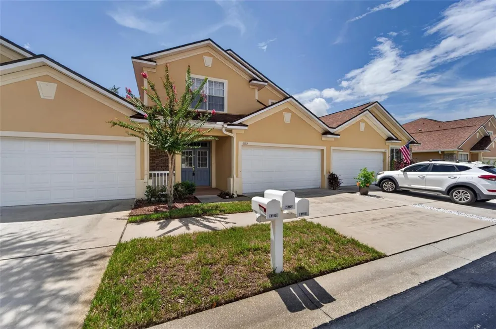 1113 SAVANNAH LANDINGS AVENUE Valrico, FL 33596