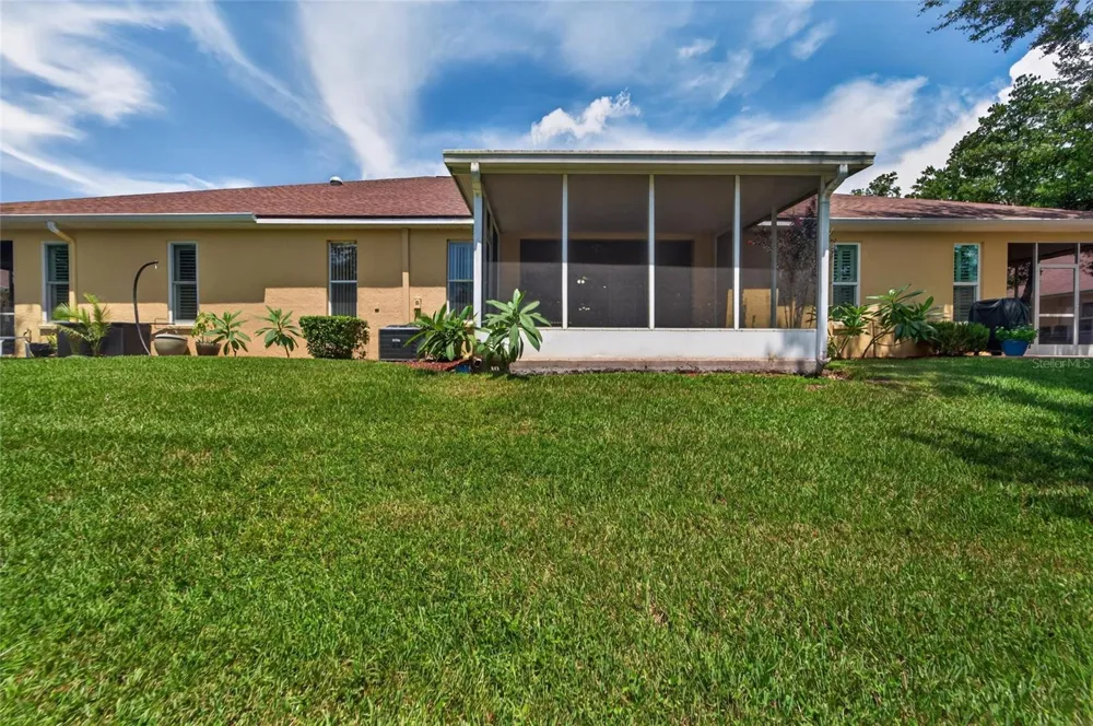 1113 SAVANNAH LANDINGS AVENUE Valrico, FL 33596