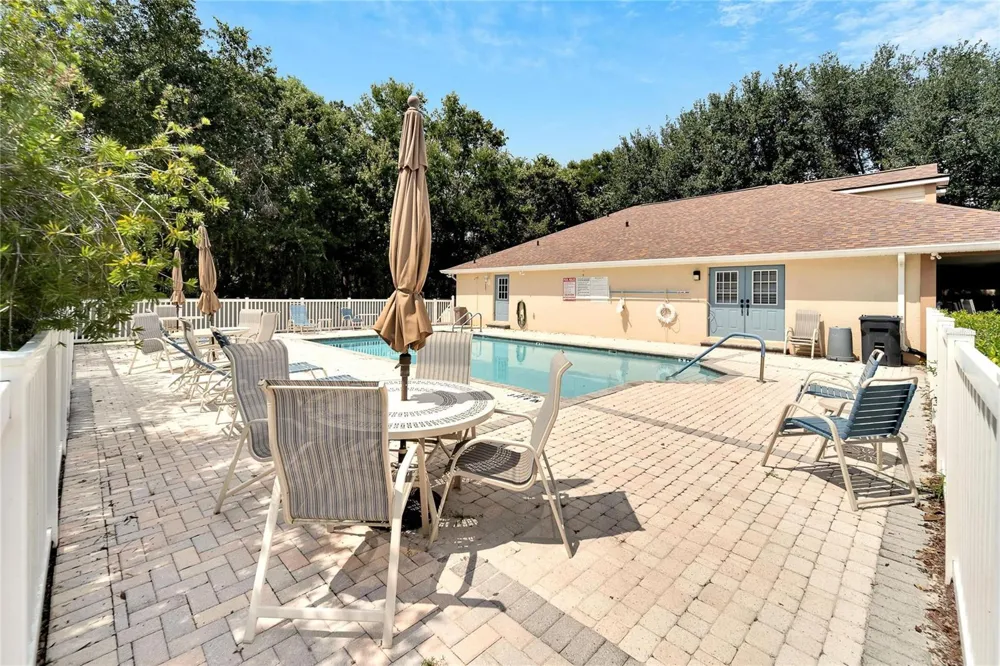 1113 SAVANNAH LANDINGS AVENUE Valrico, FL 33596