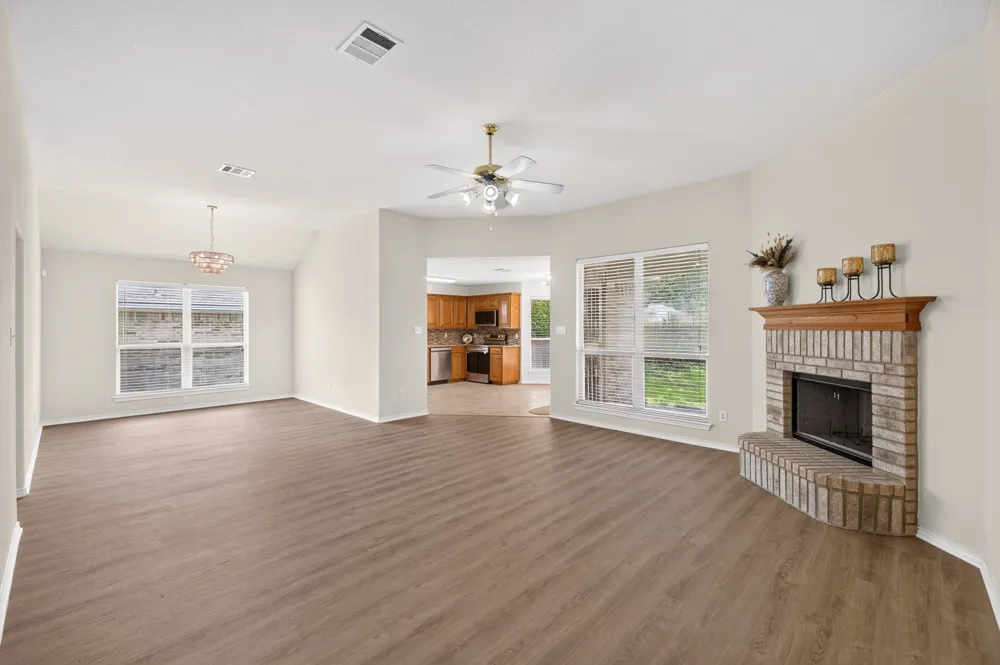 1604 Prickly Pear Street Lockhart, TX 78644