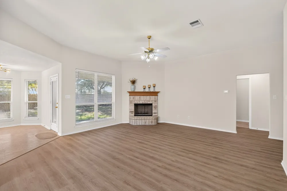 1604 Prickly Pear Street Lockhart, TX 78644