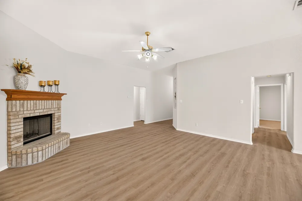 1604 Prickly Pear Street Lockhart, TX 78644