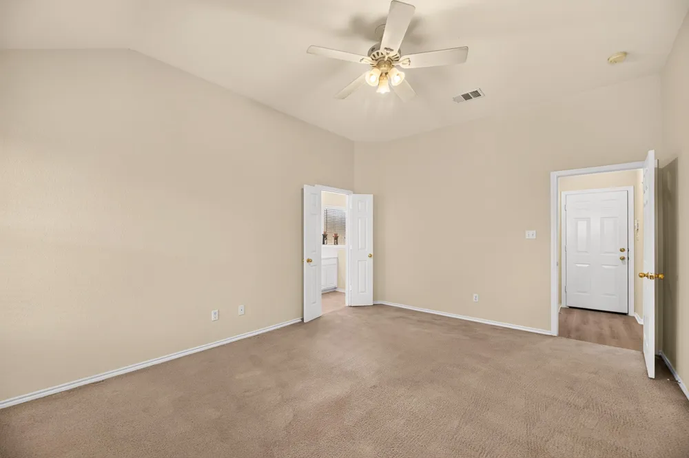 1604 Prickly Pear Street Lockhart, TX 78644