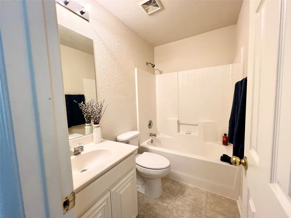 1604 Prickly Pear Street Lockhart, TX 78644