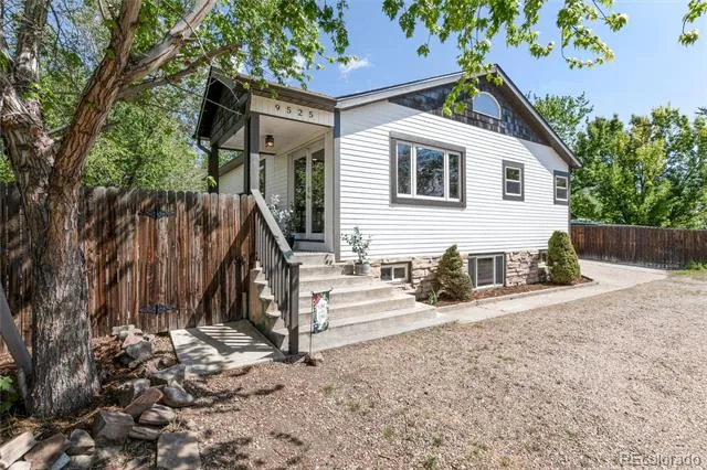 9525 W 11th Avenue Lakewood, CO 80215
