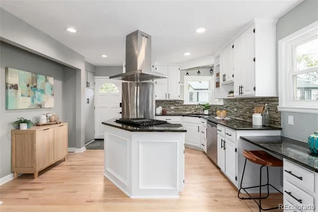 9525 W 11th Avenue Lakewood, CO 80215
