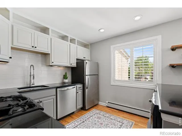 762 Dexter Street Denver, CO 80220