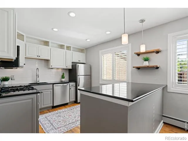 762 Dexter Street Denver, CO 80220