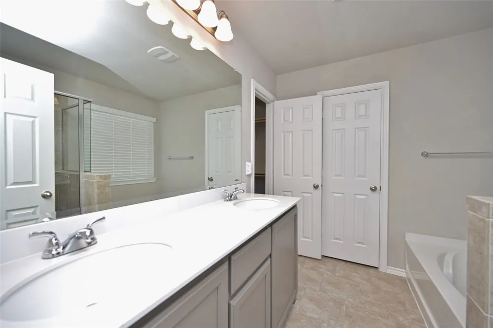 9212 Glen Mills Trail Fort Worth, TX 76179