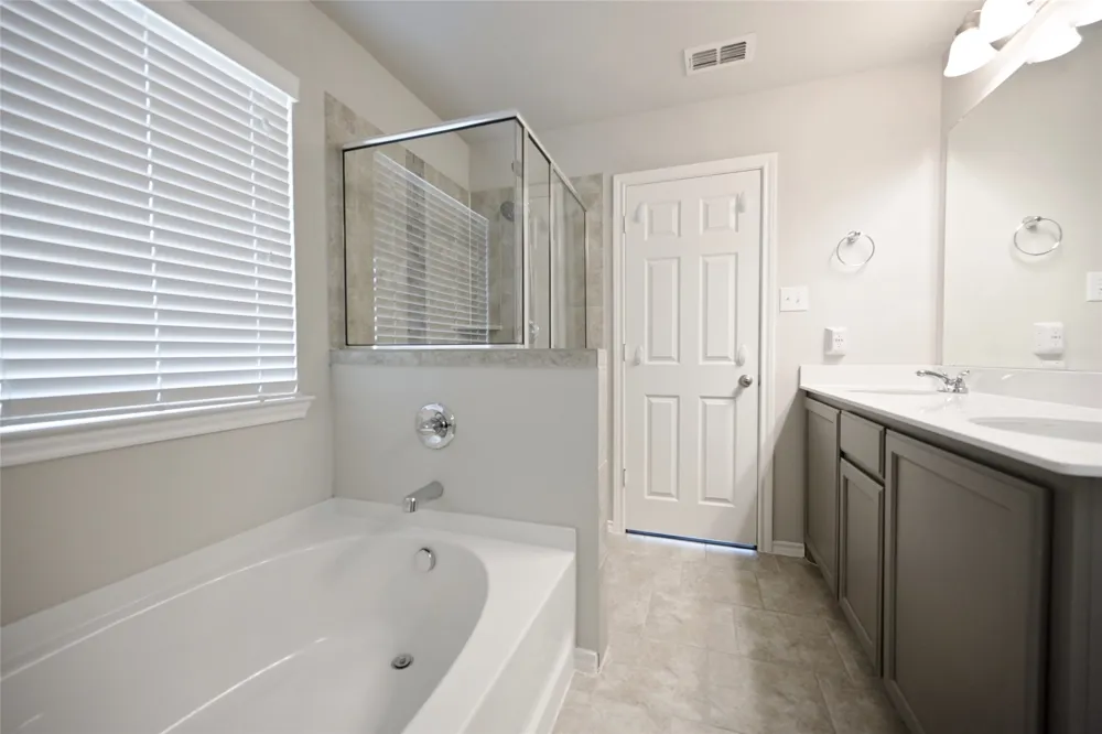 9212 Glen Mills Trail Fort Worth, TX 76179
